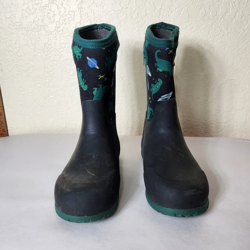 Bogs York Jurassic Dino Waterproof Winter Boots Black Green Youth 5 73254-009